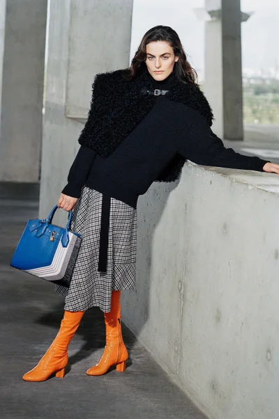 Look 13